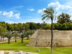 Venetian Walls